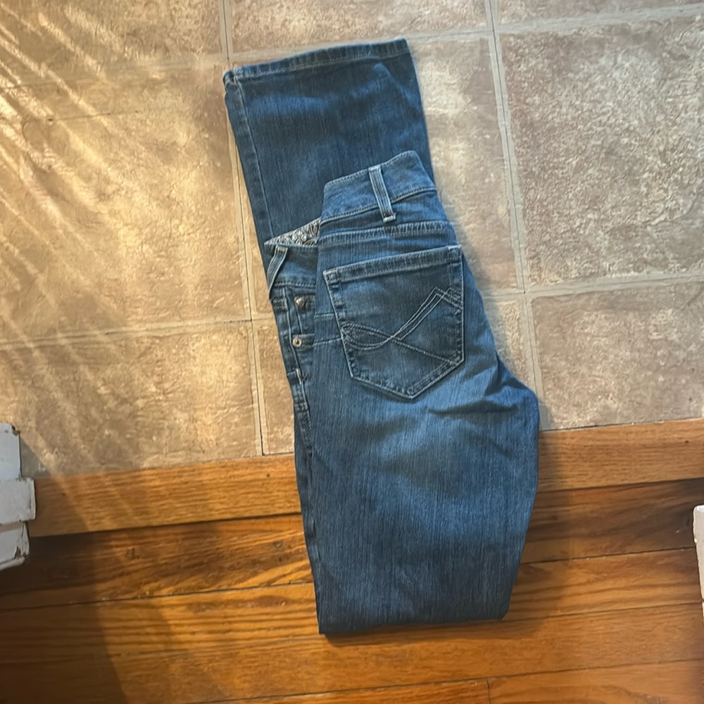 ariat jeans size 28L boot cut
